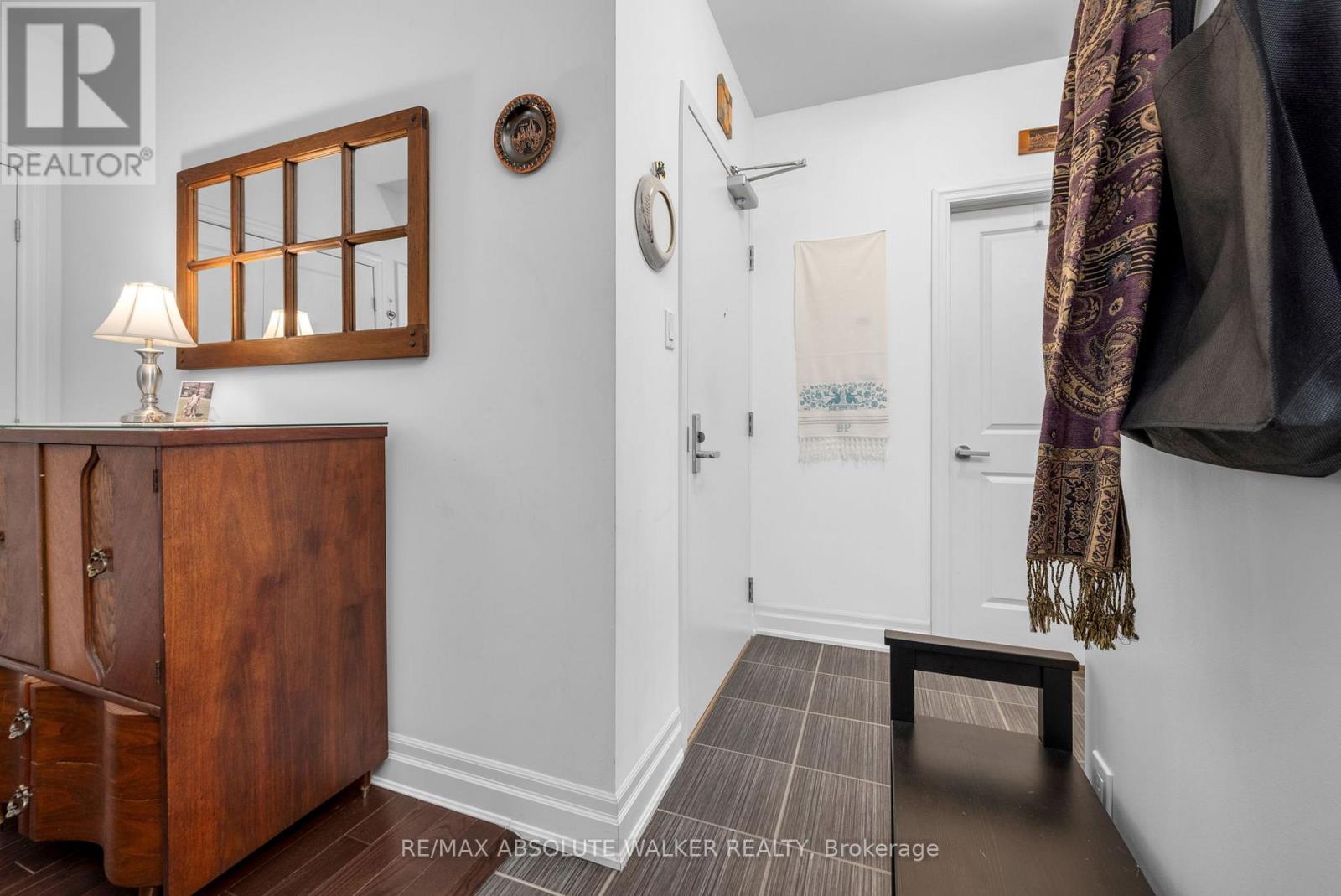 210 - 90 LANDRY STREET