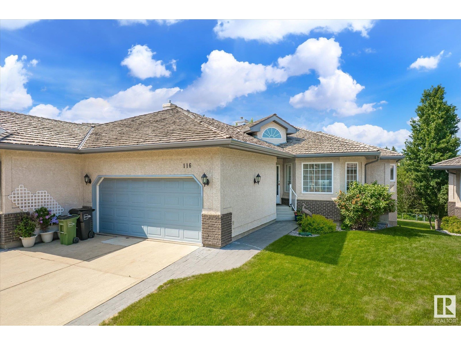 #116 215 BLACKBURN DR E SW
