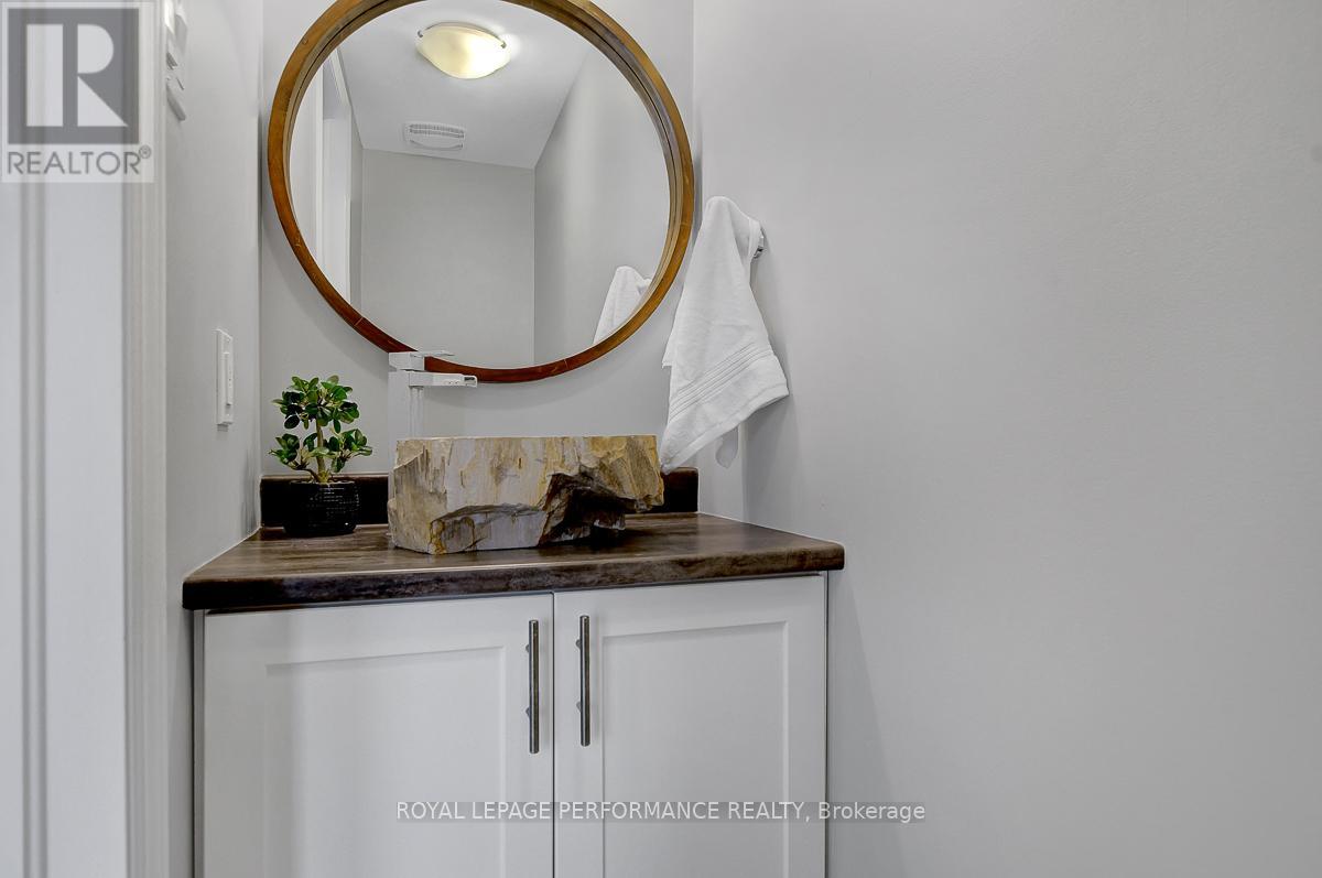 29 MEADOWLARK STREET