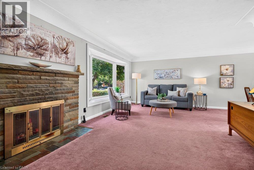 392 HENDERSON Road