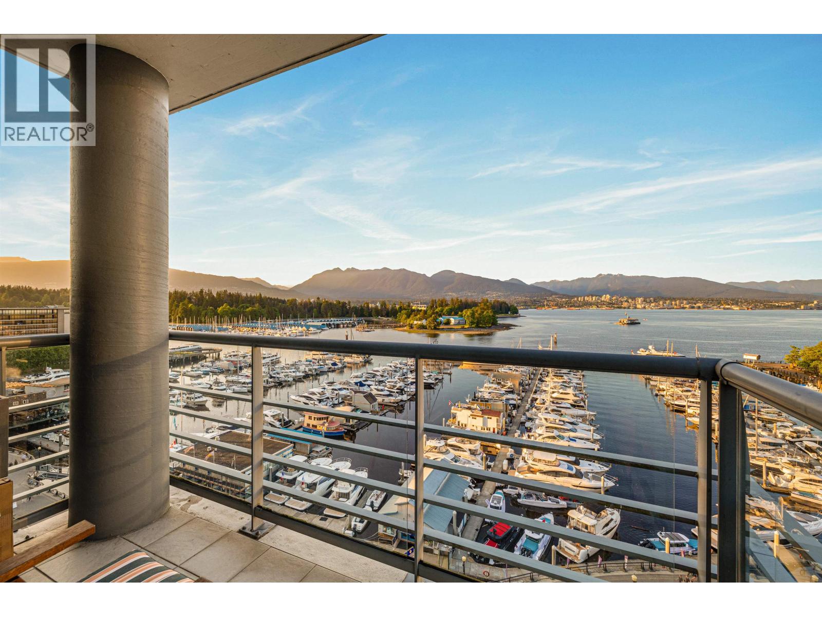 1002 499 BROUGHTON STREET