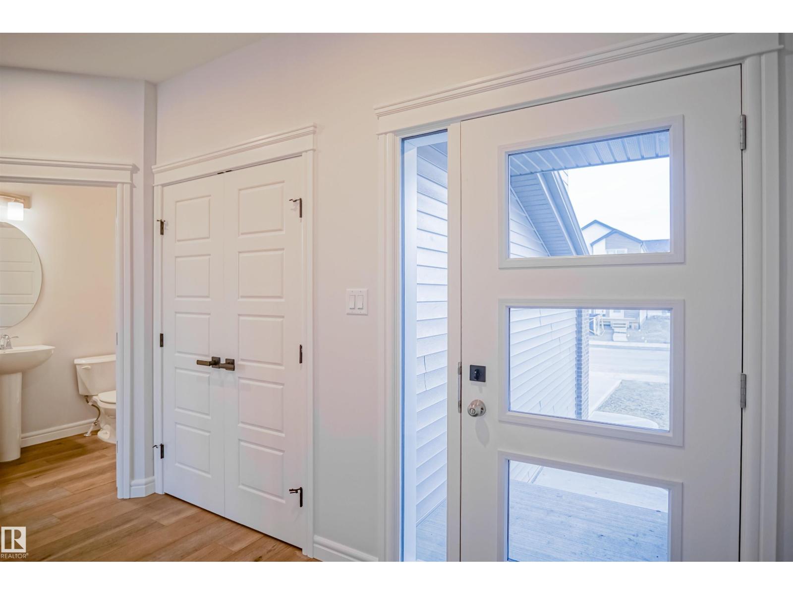 1535 11 AV NW