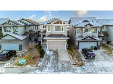 3235 16 AV NW Edmonton AB T6T0T8
