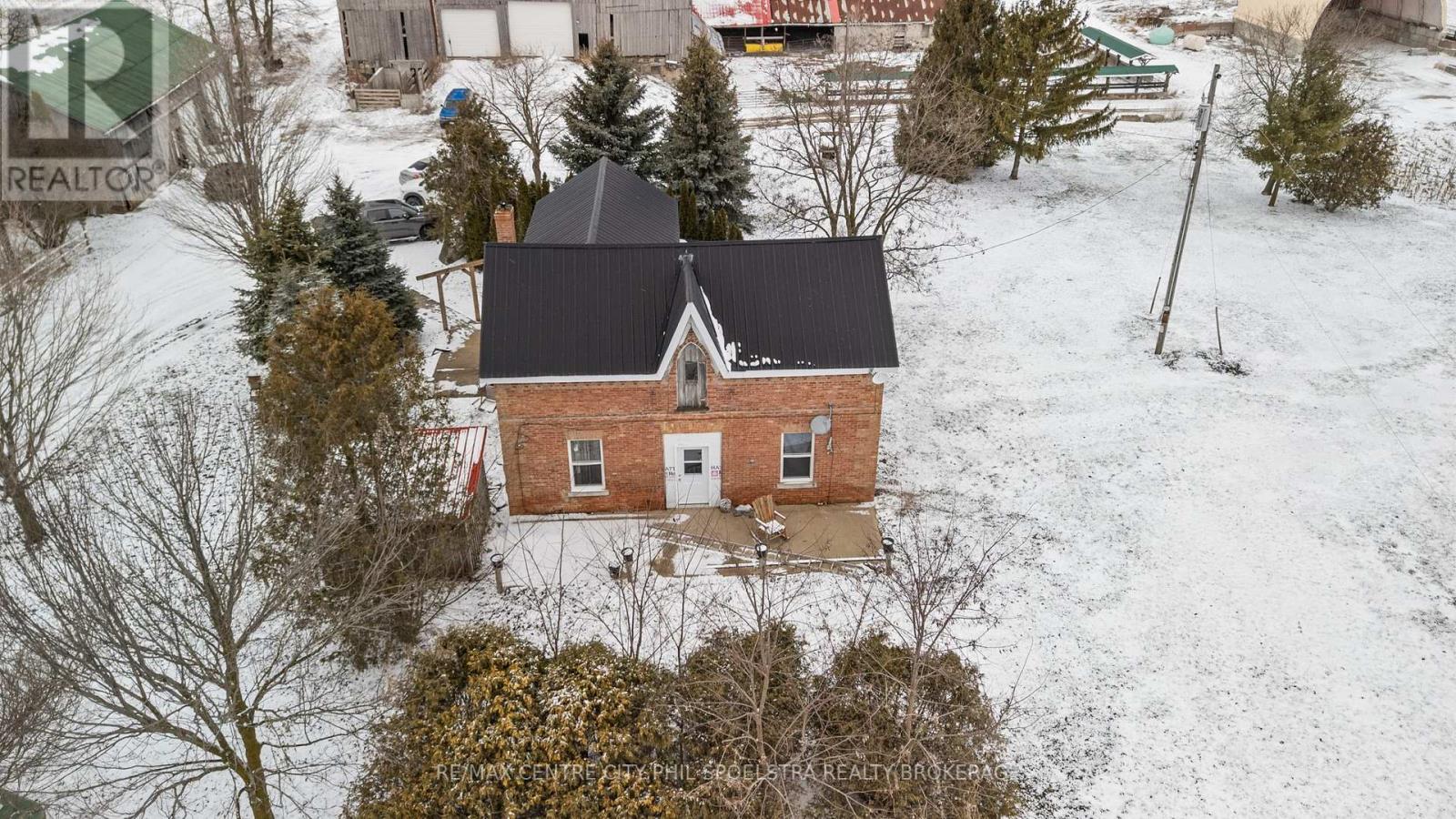 544 & 546 CONCESSION 8 ROAD