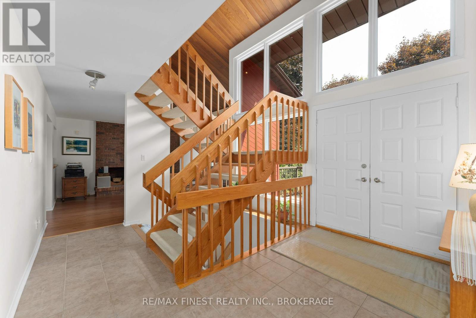 871 SAFARI DRIVE