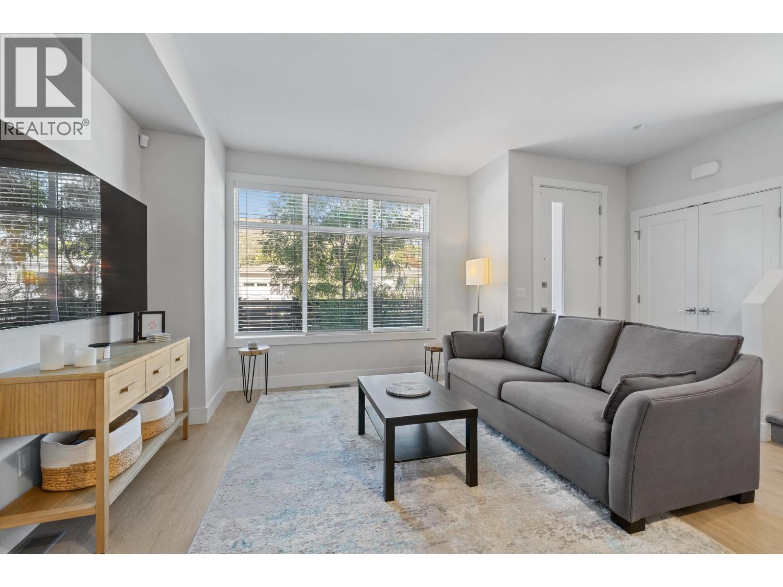 115 Wyndham Crescent Unit# 12