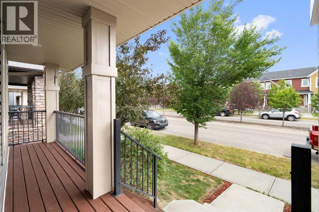 2449 Ravenswood View SE