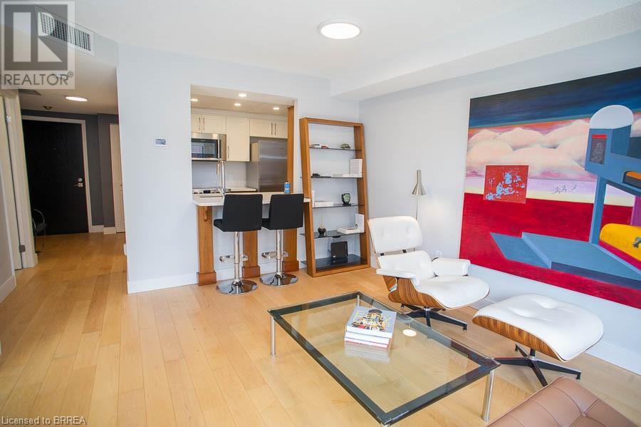 10 ELLEN Street E Unit# 303