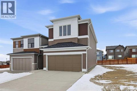 72 Calhoun Rise NE Calgary AB T3P2P5