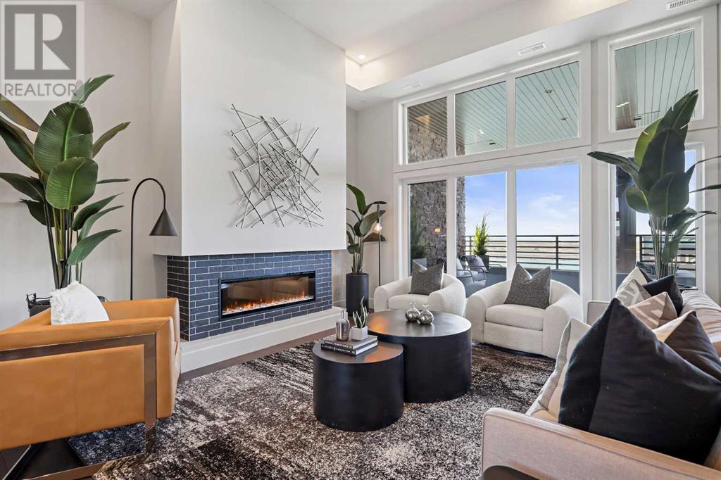 302, 170 Marina Cove SE