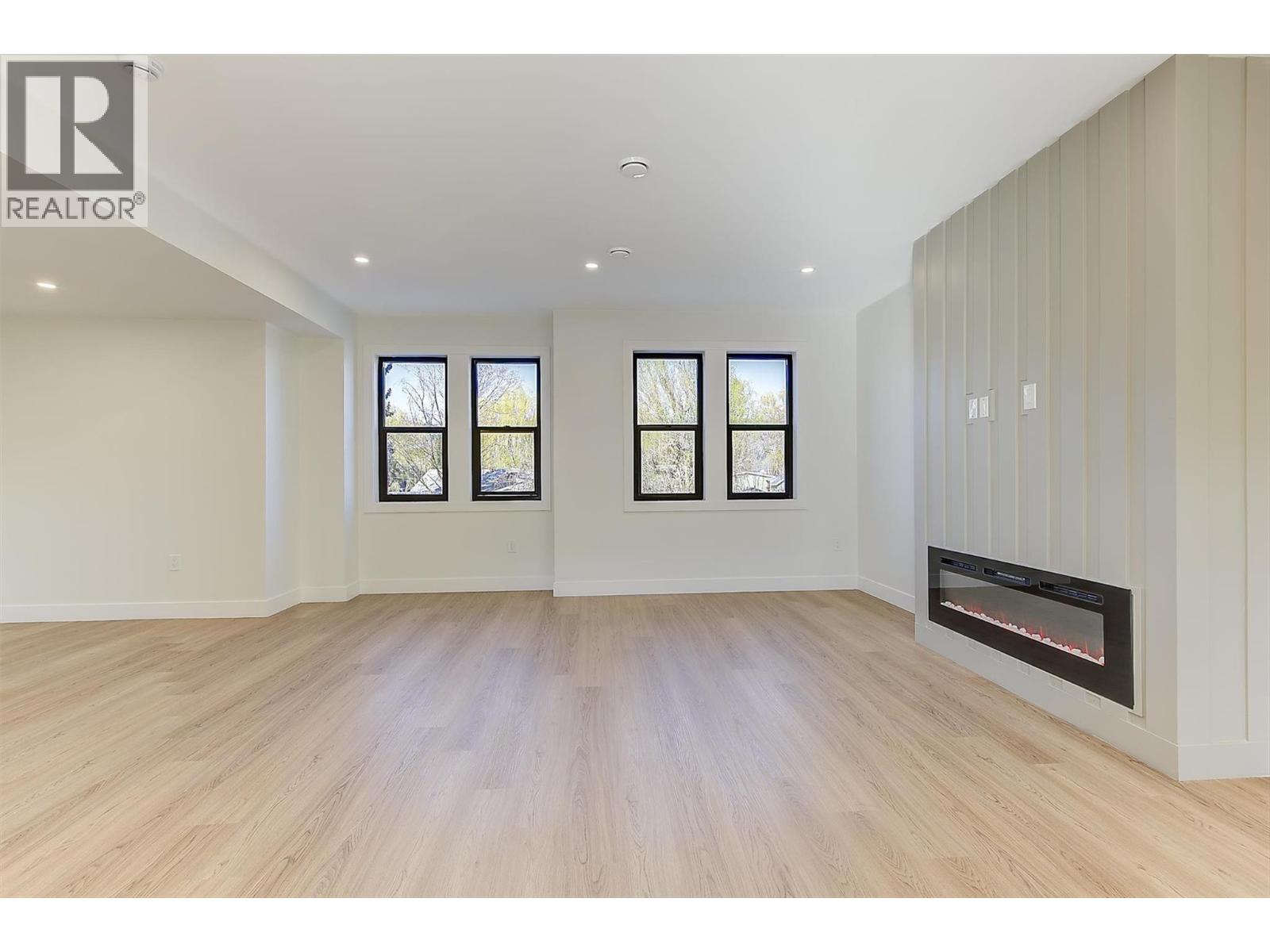 3590 Redecopp Road Unit# 3