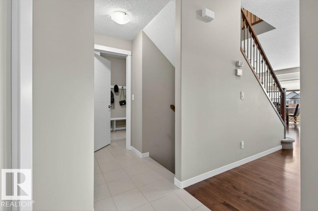5315 20 AV SW SW