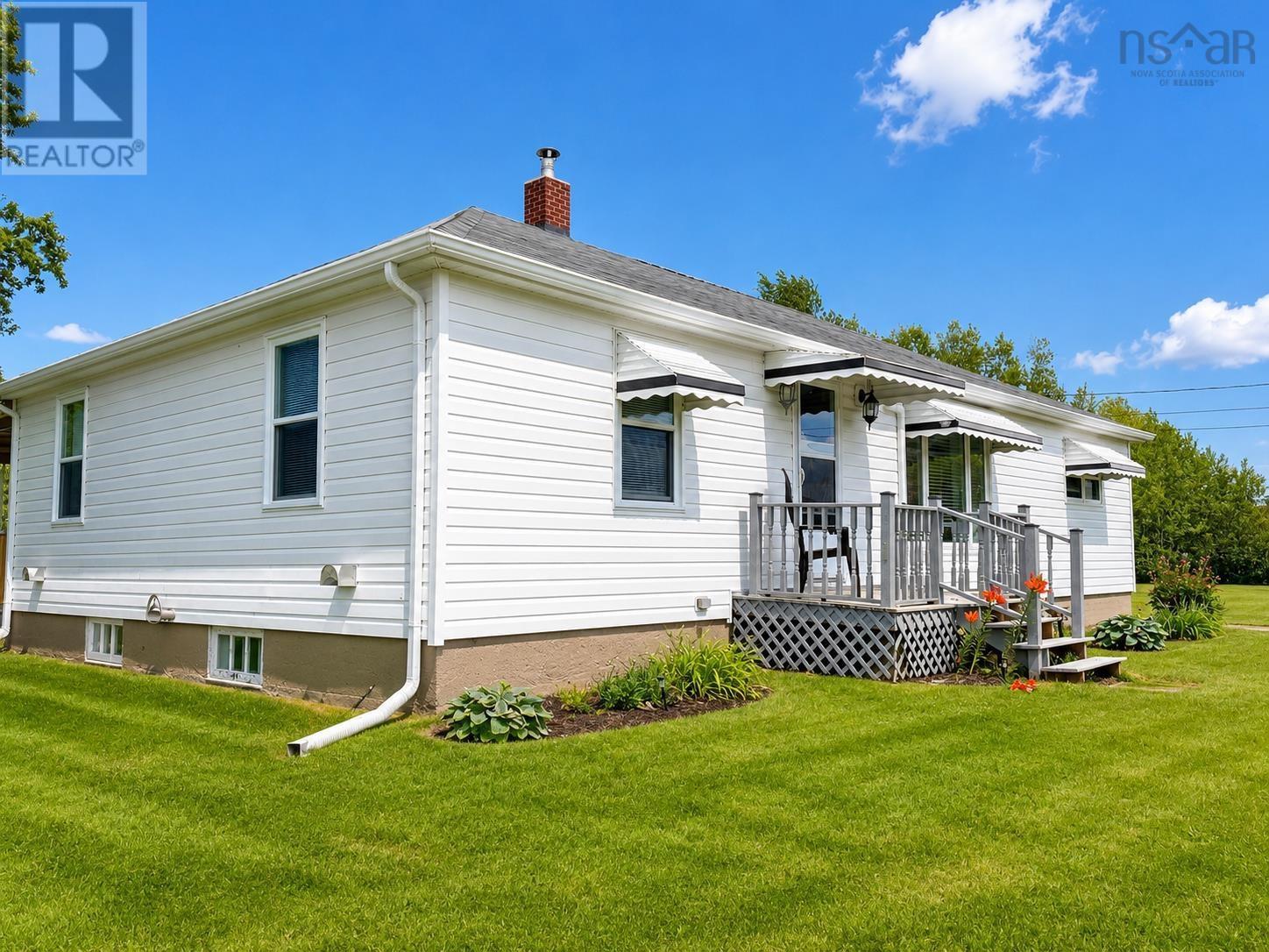 2252 Highway 1 - Photo 2