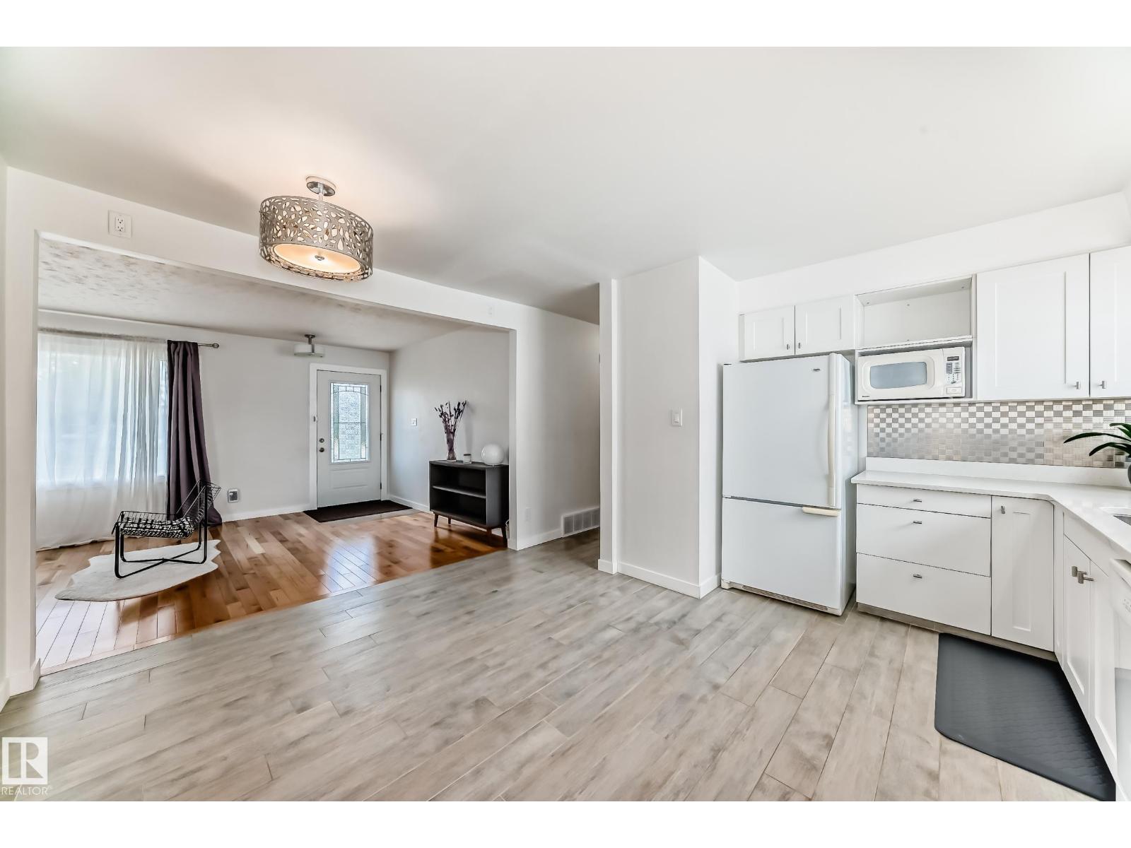 13424 82 ST NW