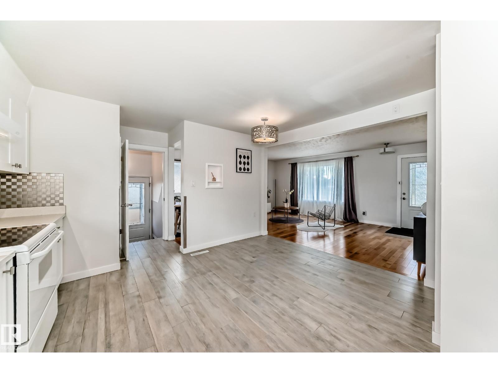 13424 82 ST NW
