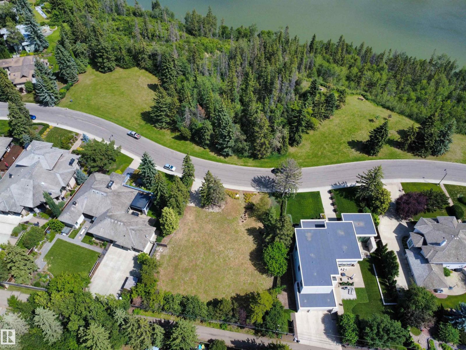 9716 RIVERSIDE DR NW