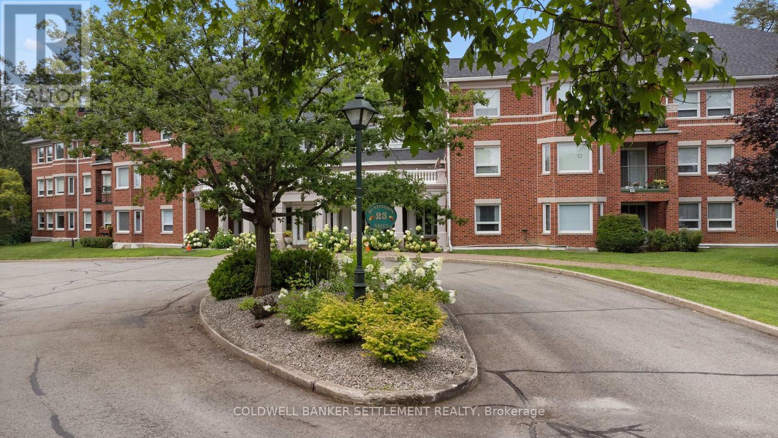 304 - 23 ROGERS ROAD