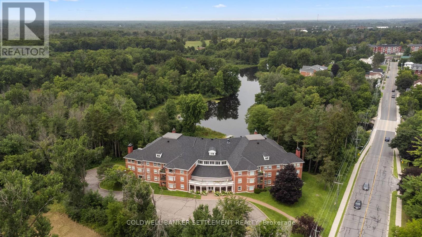 304 - 23 ROGERS ROAD