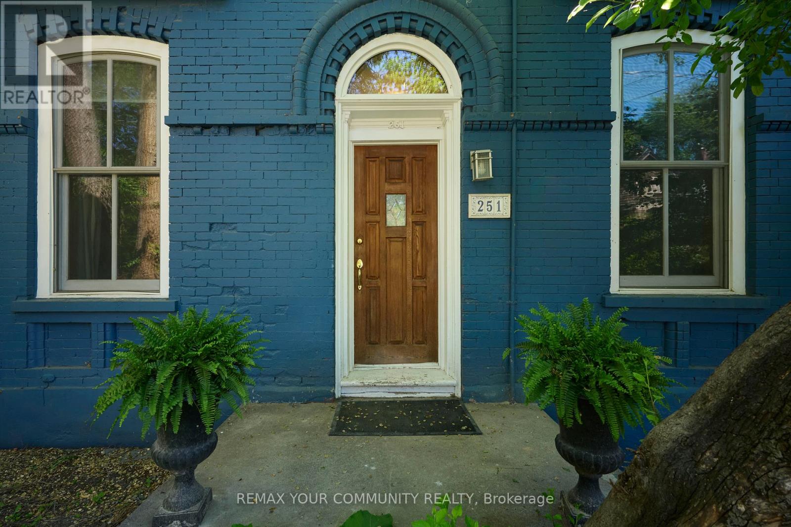251 BERKELEY STREET