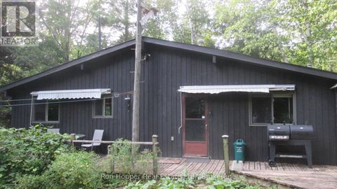 140 SUNSET BEACH ROAD Meaford ON N0H1B0