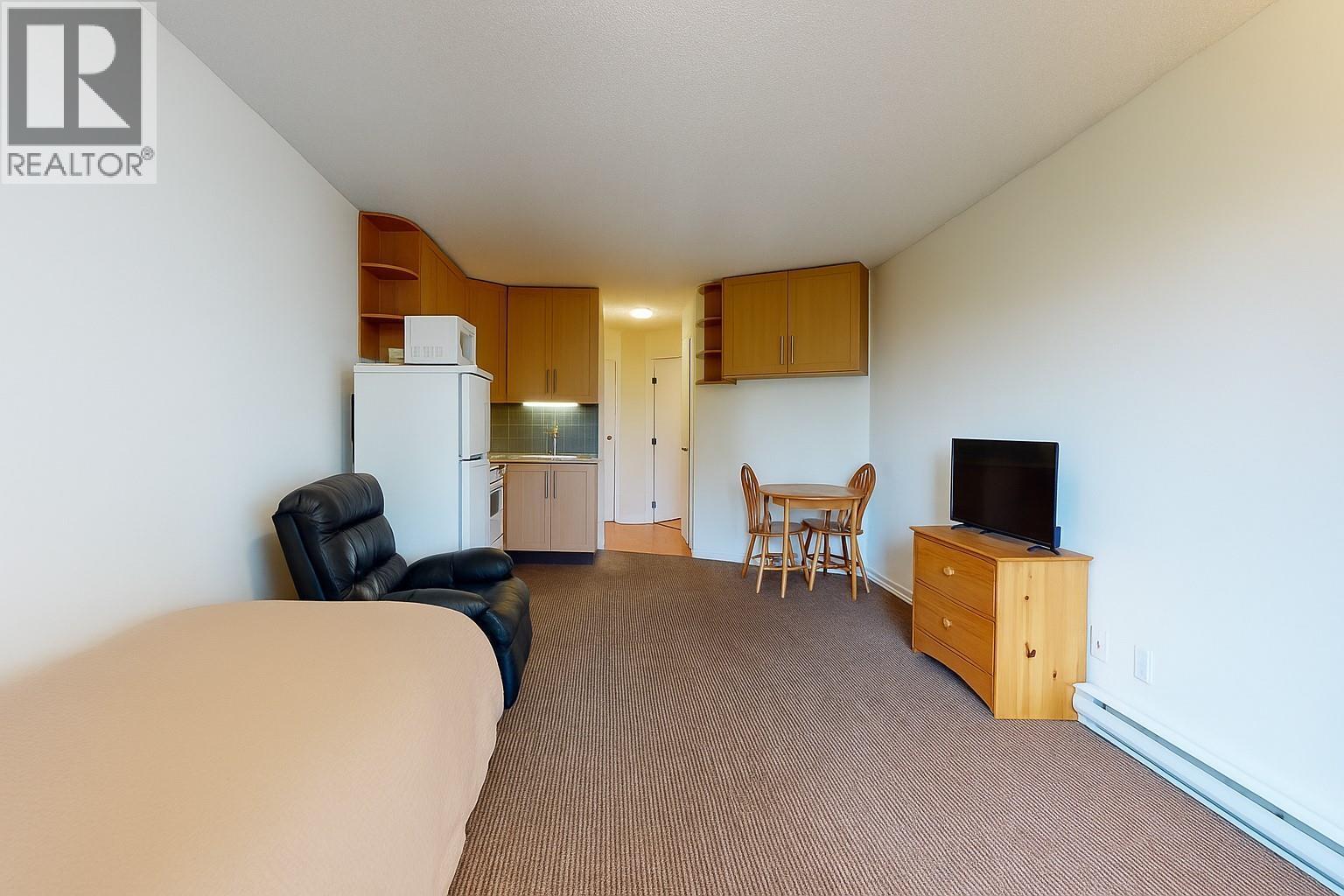 211 2109 WHISTLER ROAD