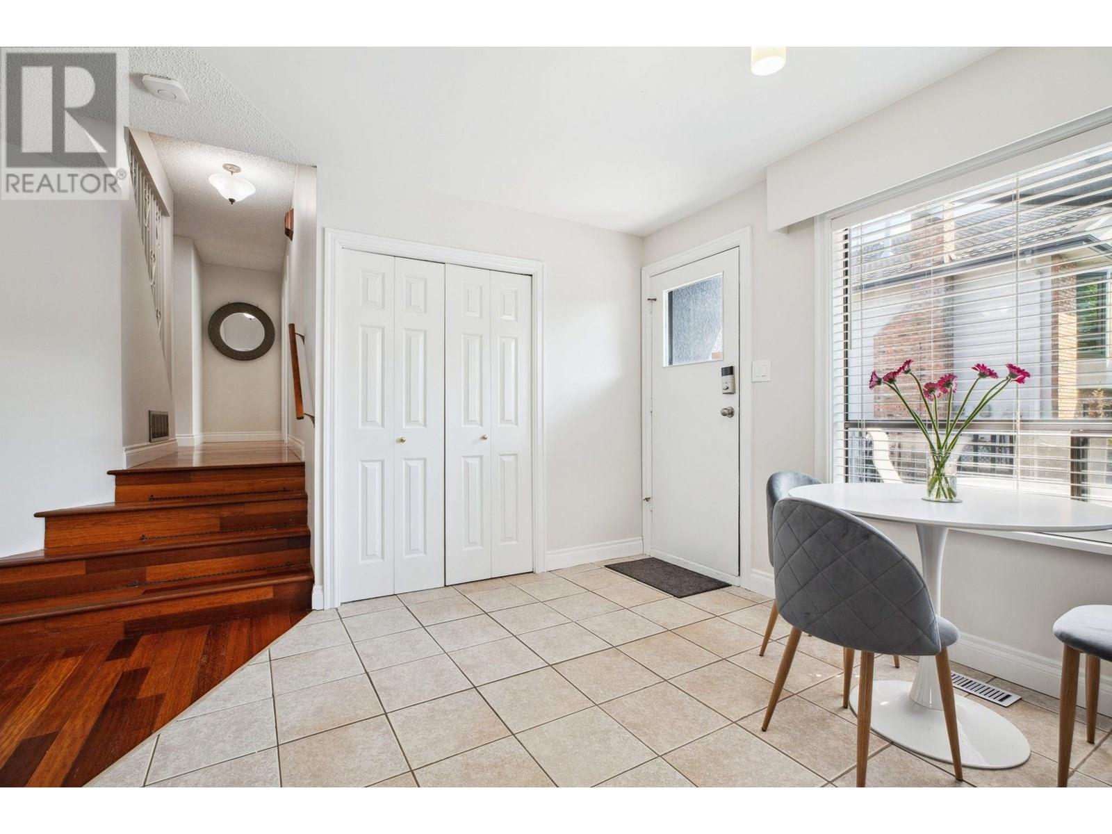 7347 QUEENSTON COURT