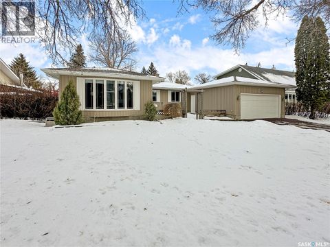 19 Marquis CRESCENT Regina SK S5S6J8