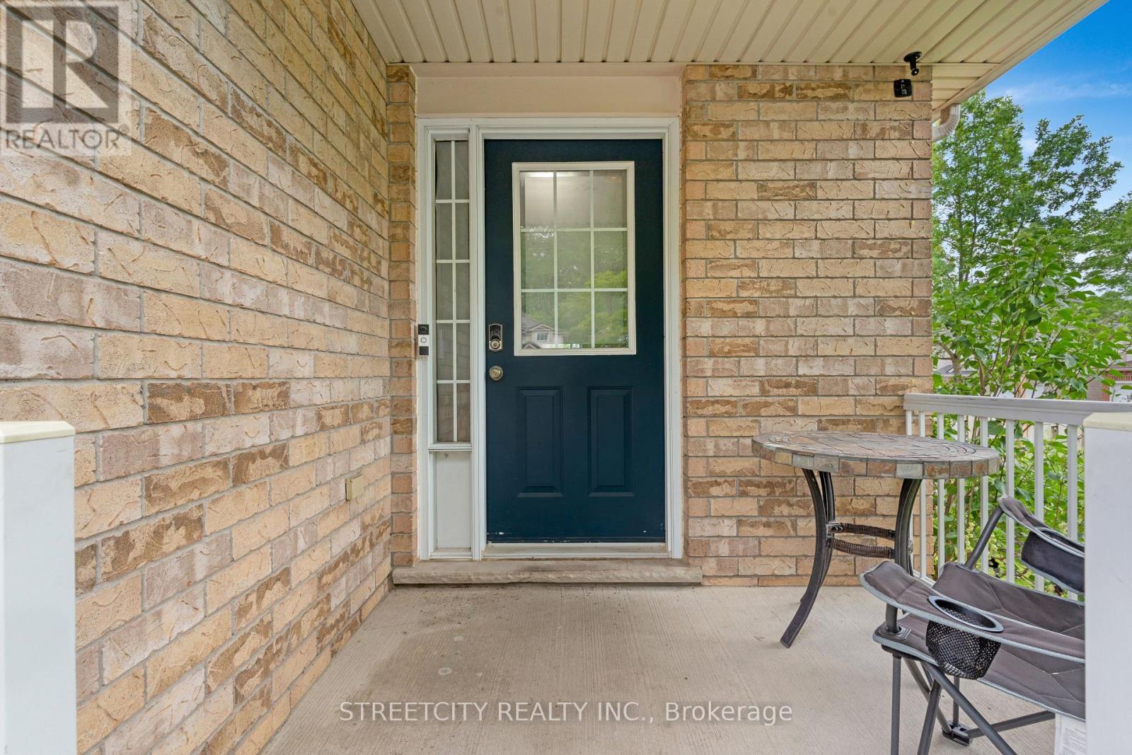 302 OPRINGTON PLACE