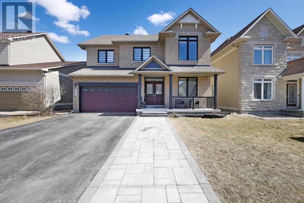 732 LAKEBREEZE CIRCLE