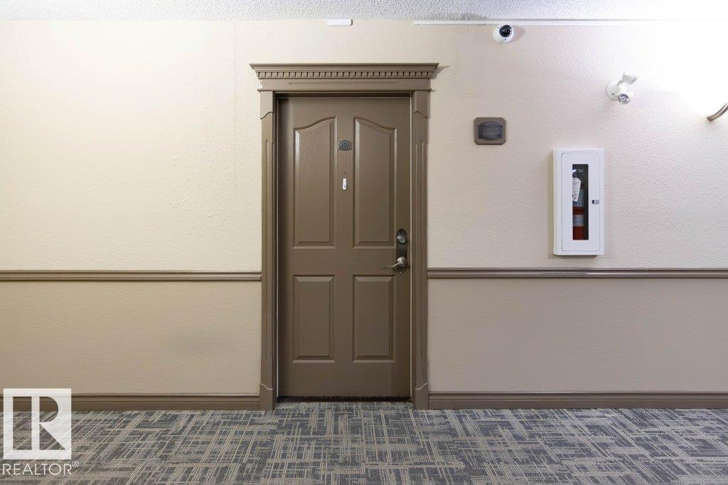 #239 279 SUDER GREENS DR NW