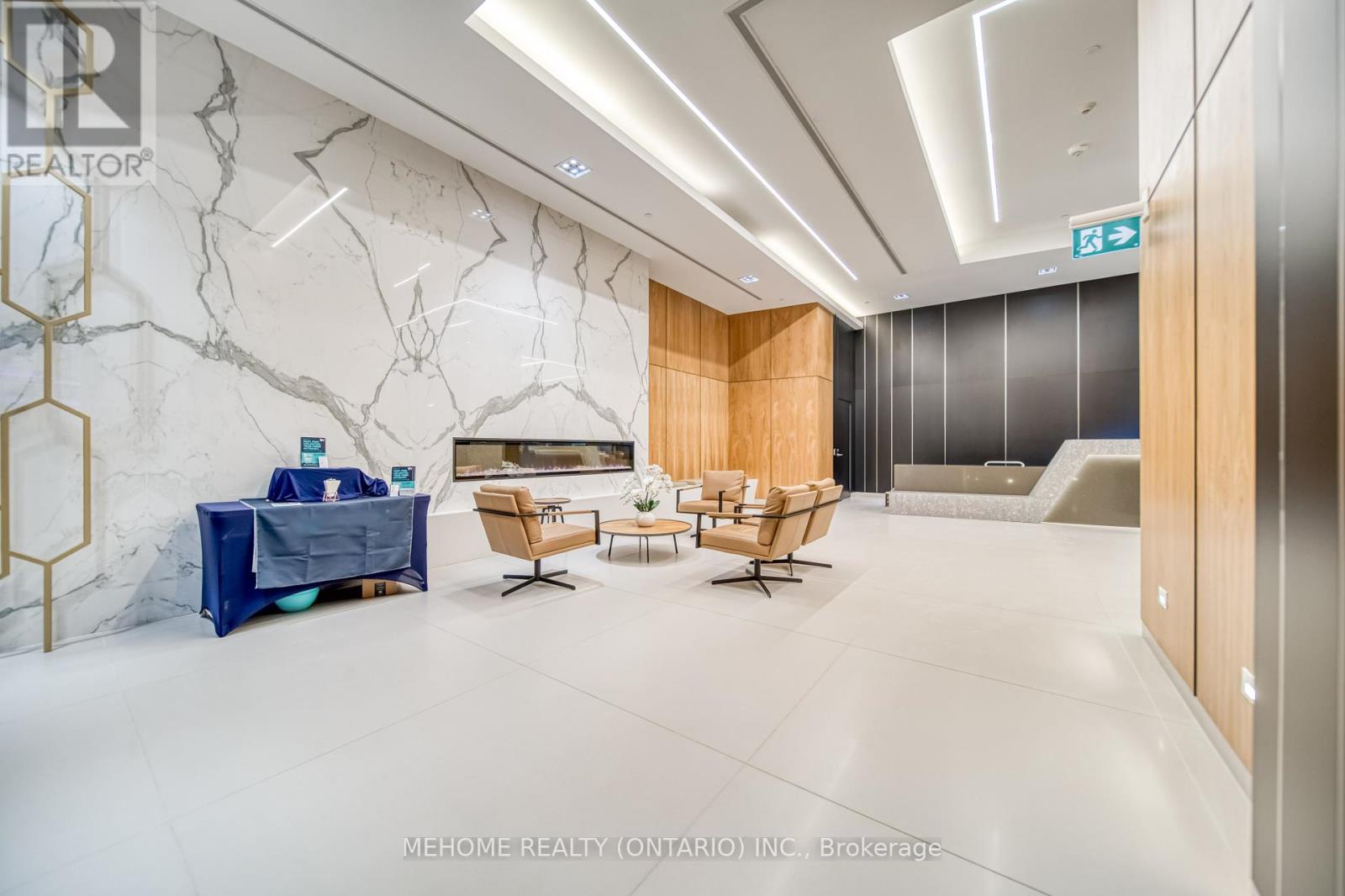 1501 - 28 FREELAND STREET