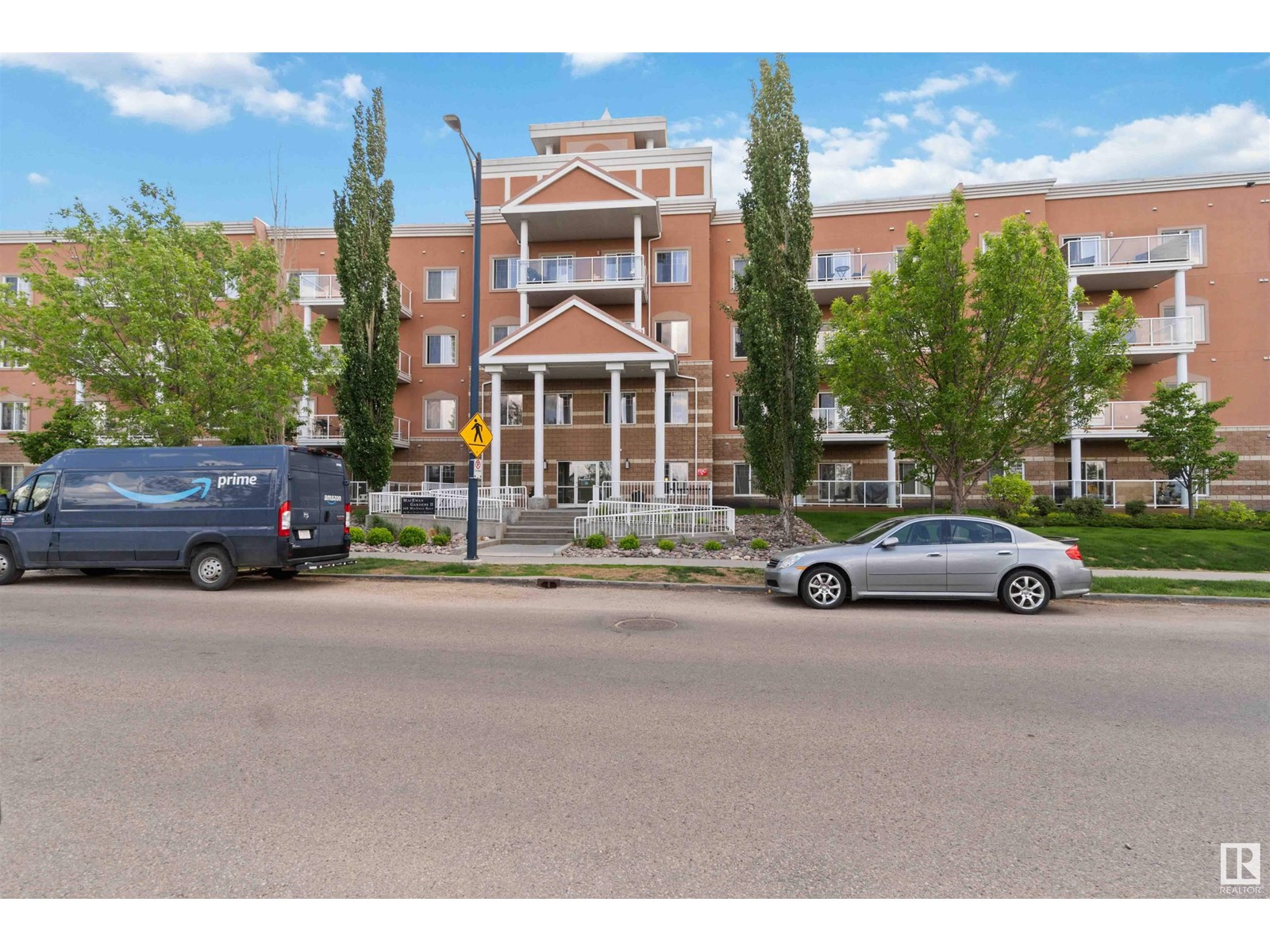 #405 263 MACEWAN RD SW