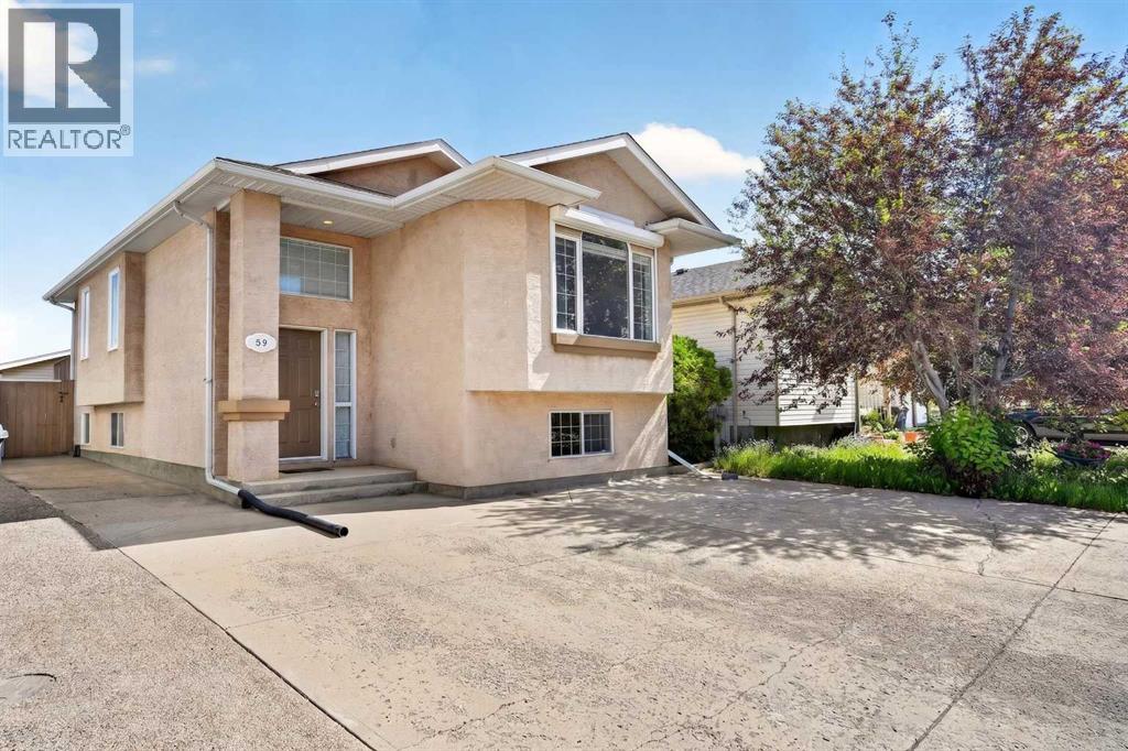 59 Heritage Lane W