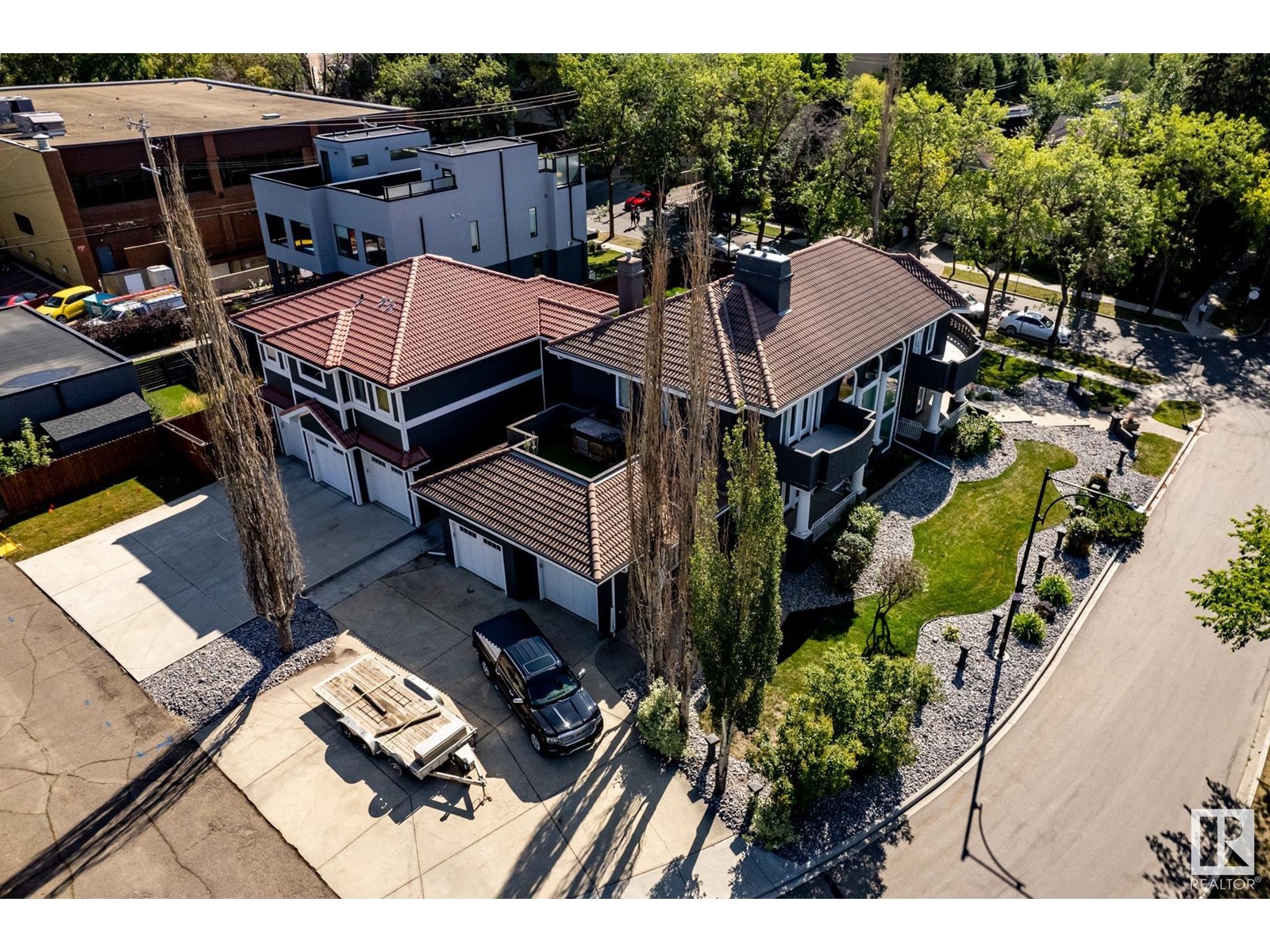 12428 103 AV NW