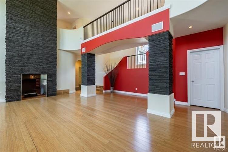 12428 103 AV NW