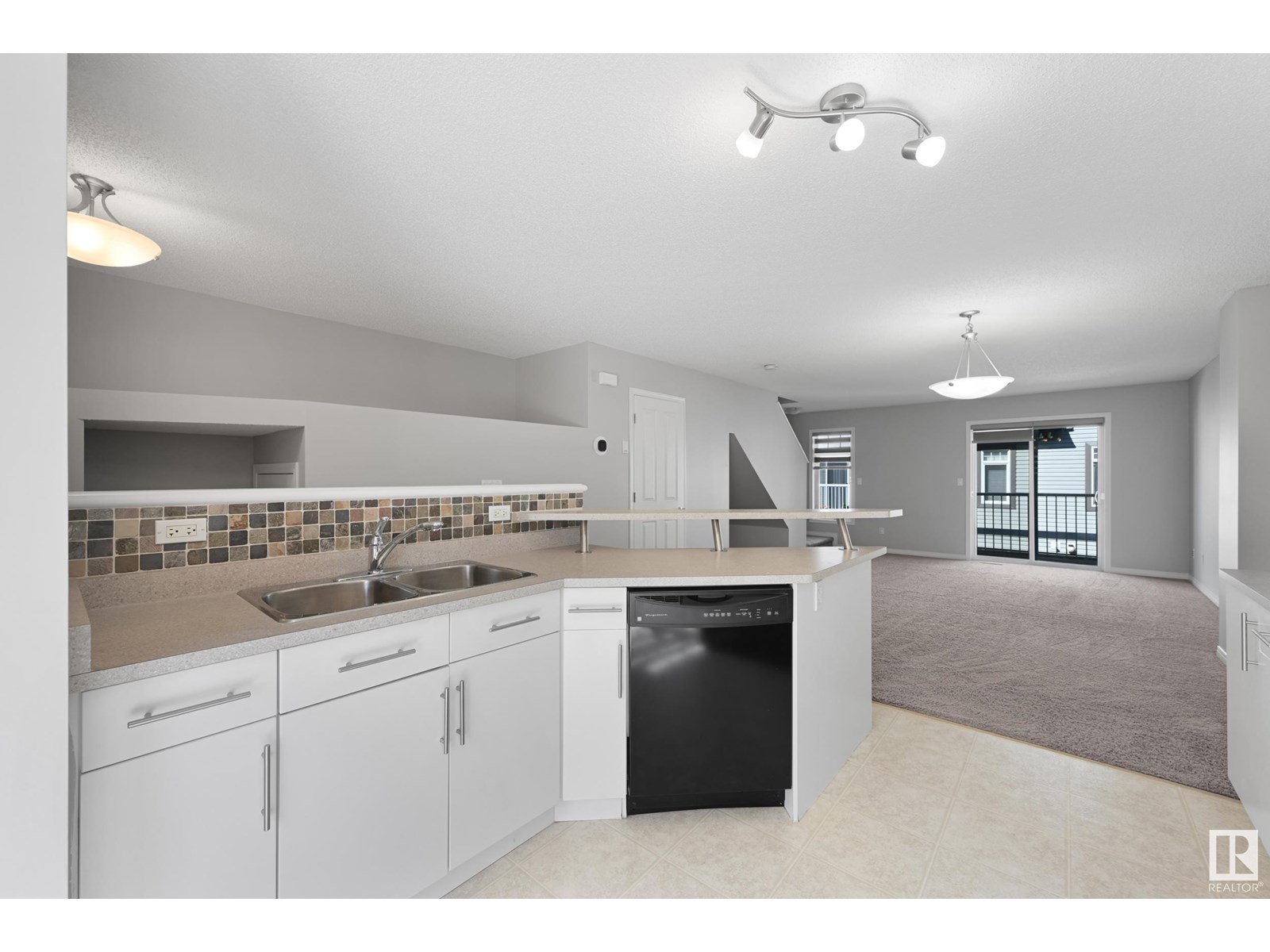 #133 465 HEMINGWAY RD NW