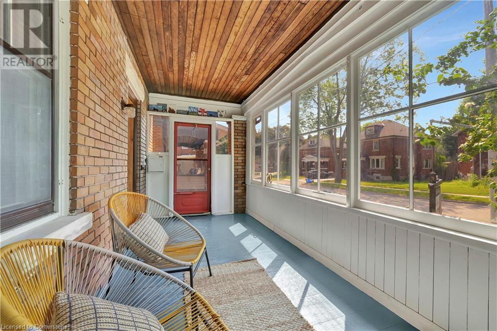 96 FAIRVIEW Avenue