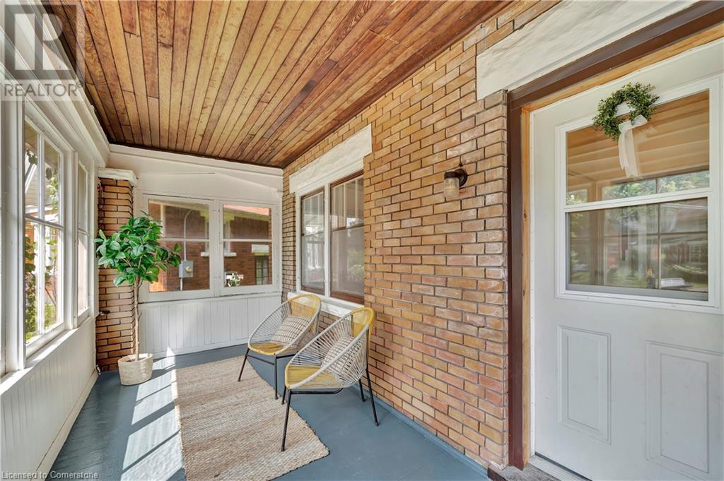 96 FAIRVIEW Avenue