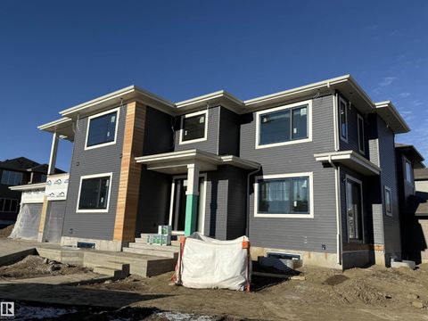 27 REDPOLL WD St. Albert AB T8N8C7