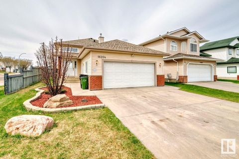 16204 51 ST NW Edmonton AB T5Y3K2