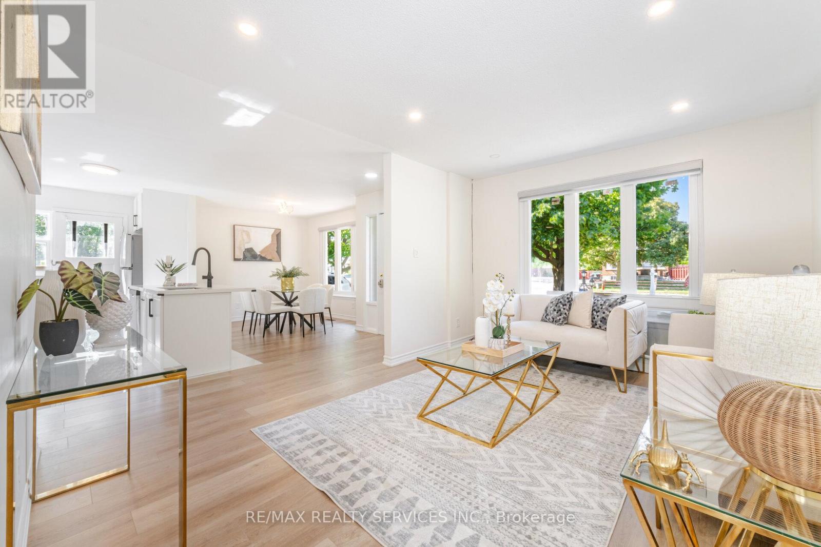 139 RUTHERFORD ROAD N