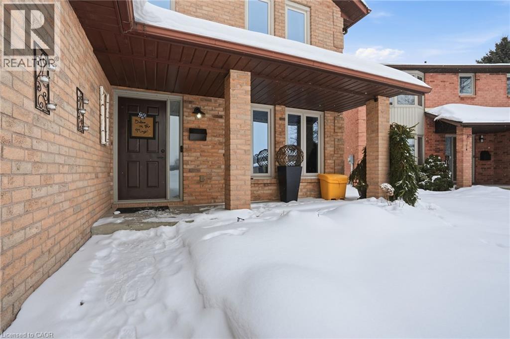 83 BRIARSDALE Crescent