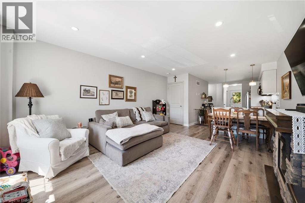 28B GRANDVIEW Street