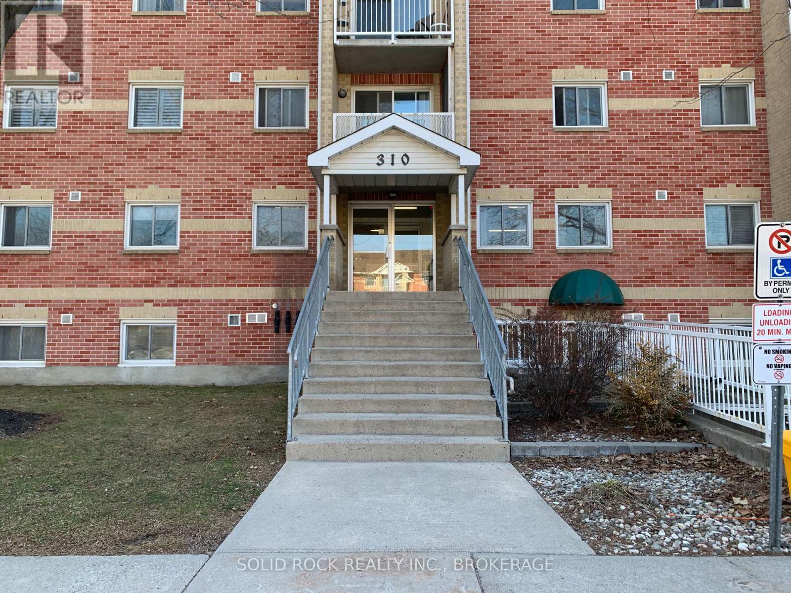 Photo 1 of 27 — 213 - 310 KINGSDALE AVENUE Unit 213, Kingston (East Gardiners Rd), ON K7M8S1