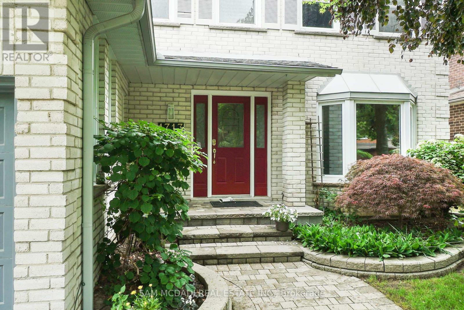 1713 PENGILLEY PLACE
