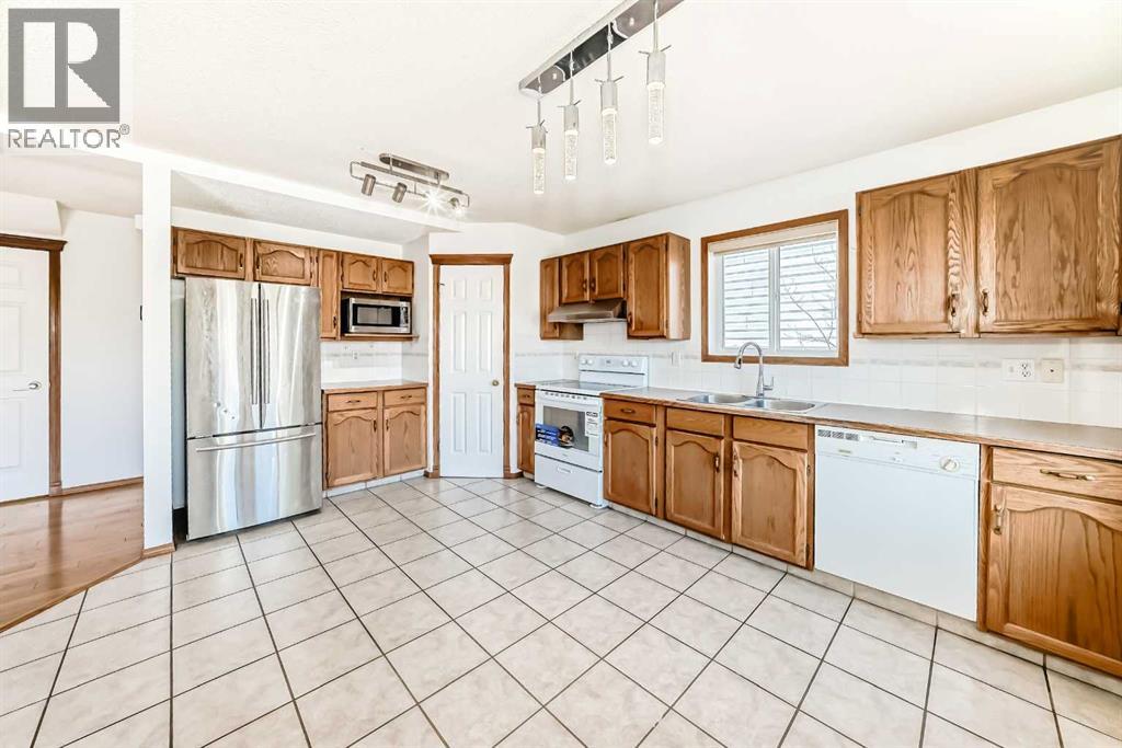 141 Arbour Crest Mews NW