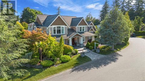 4973 La Quinta Pl Saanich BC V8Y3G9