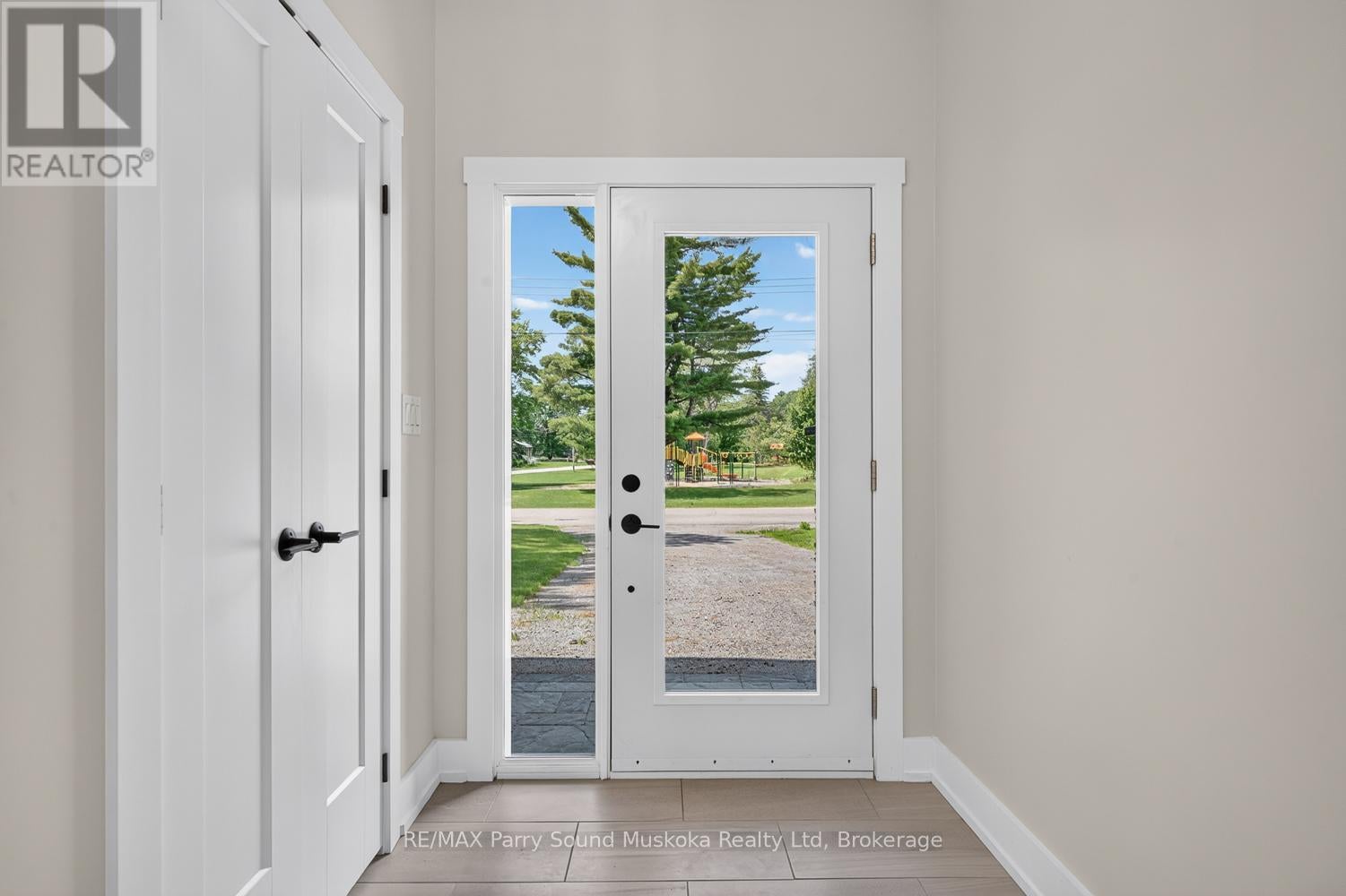 10 GLENROCK ROAD