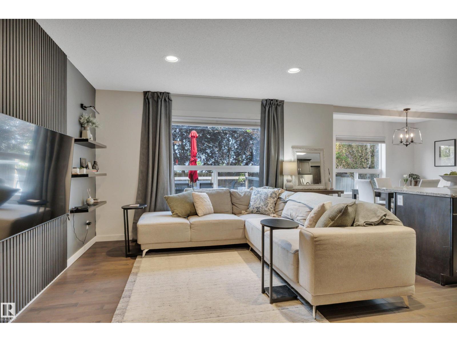 4029 ALEXANDER WY SW