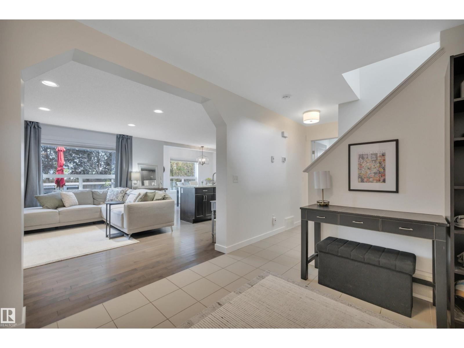 4029 ALEXANDER WY SW